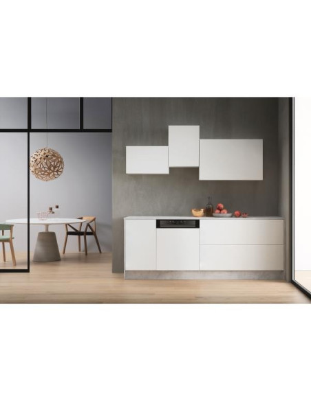 WHIRLPOOL Lave-vaisselle Intégrable encastrable bandeau noir 44dB 14 converts 60cm Natural Dry