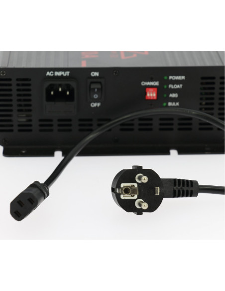 EZA Chargeur AC / DC Lithium 70A