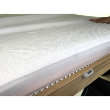 Protége-matelas imperméable 140 x 190 cm lit central