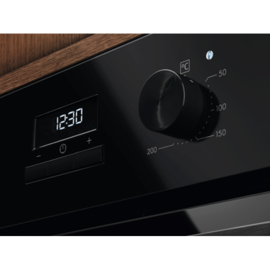 ELECTROLUX Four catalyse 65L Chaleur brassée