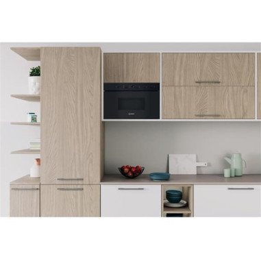 INDESIT Micro-ondes encastrable, noir, solo, 22 L, plateau 25 cm, décongélation