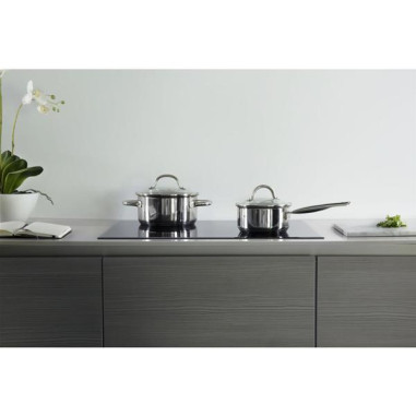 Table vitrocéramique AKT8090NE
