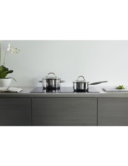 Table vitrocéramique AKT8090NE